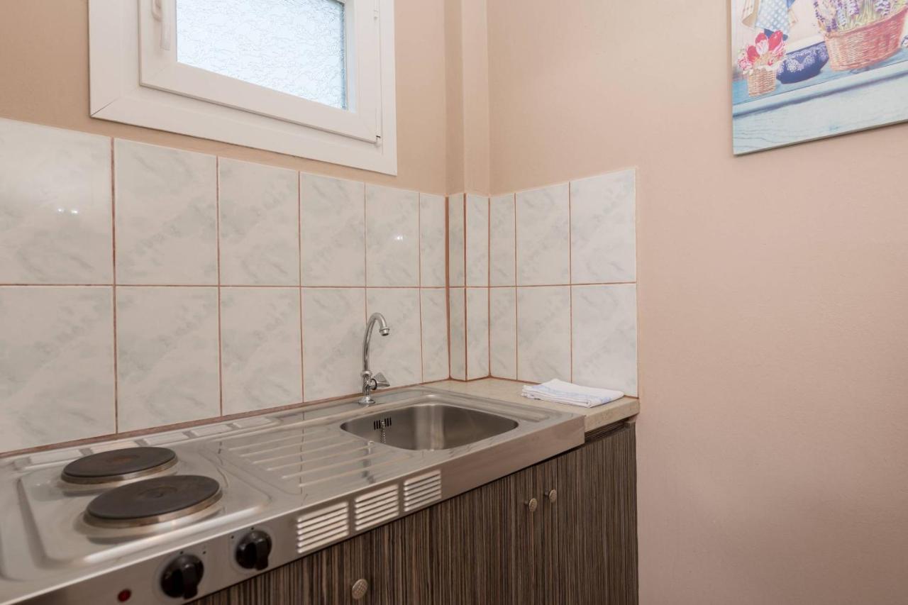 Dimitreli Eleni Studios Koinira Bagian luar foto